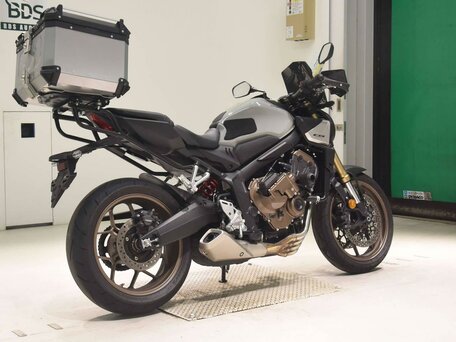 2026 Honda CB 650R, серый, 1095000 рублей, вид 5