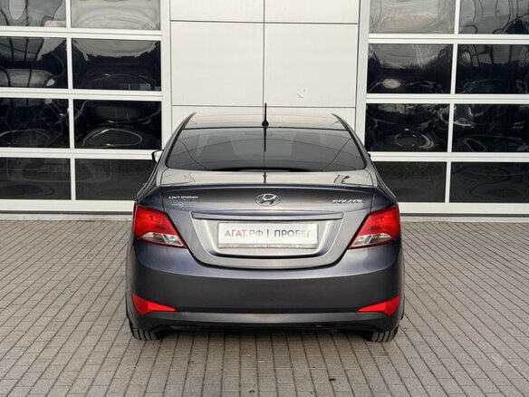 2014 Hyundai Solaris I, серый, 880000 рублей - вид 4