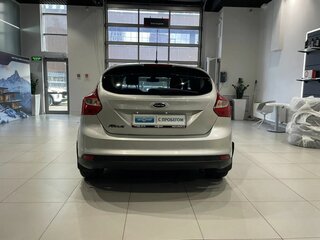 2014 Ford Focus III, серебристый, 725000 рублей, вид 5