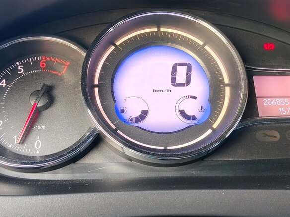 2013 Renault Fluence I Рестайлинг, коричневый, 750000 рублей - вид 5