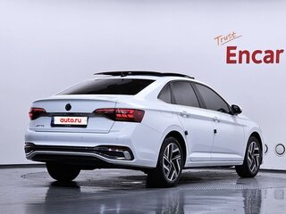 2022 Volkswagen Jetta VII Рестайлинг, белый, 1900000 рублей, вид 2