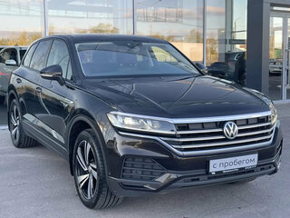 2019 Volkswagen Touareg III, чёрный, 5500000 рублей, вид 2