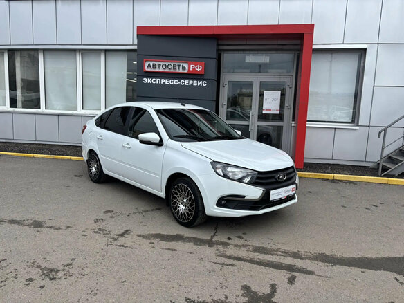 2023 Lada (ВАЗ) Granta I Рестайлинг, белый - вид 4