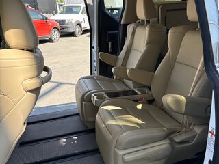 2020 Toyota Vellfire II Рестайлинг, белый, 4950000 рублей, вид 4