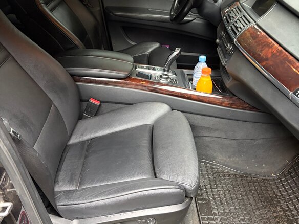 2010 BMW X5 35d II (E70) Рестайлинг, чёрный - вид 6