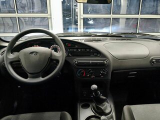 2026 Lada (ВАЗ) Niva Travel I Рестайлинг, зелёный, 1603000 рублей, вид 3