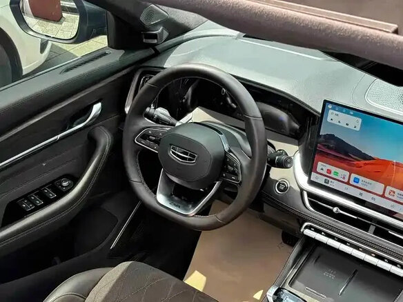 2026 Geely Monjaro (Xingyue L) I Рестайлинг 2 (China Market), синий, 5140000 рублей - вид 10