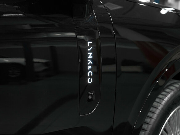 2026 Lynk & Co 900, чёрный, 8650000 рублей - вид 2