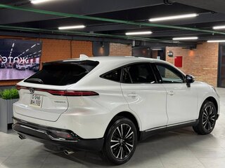 2023 Toyota Venza II, белый, 3350000 рублей, вид 5