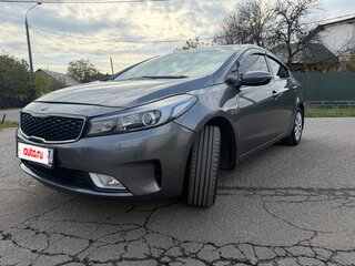 2017 Kia Cerato III Рестайлинг (Classic), серый, 1349000 рублей, вид 2