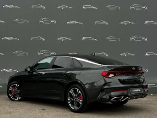 2021 Kia K5 III, серый, 2155900 рублей, вид 4