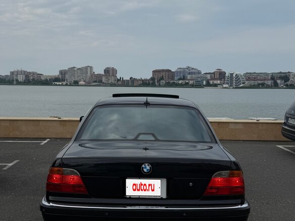 2000 BMW 7 серии 740i III (E38) Рестайлинг, чёрный, 1550000 рублей - вид 10