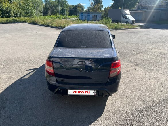 2013 Lada (ВАЗ) Granta I, синий, 300000 рублей - вид 2