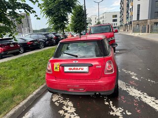 2012 Mini Hatch One II (R56) Рестайлинг, красный, 750000 рублей, вид 4
