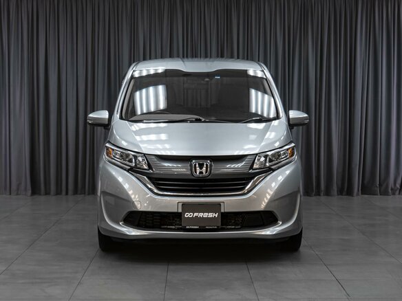 2019 Honda Freed II, серый, 1739000 рублей - вид 2