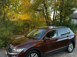 2022 Volkswagen Tiguan Allspace II Рестайлинг, коричневый, 2950000 рублей, вид 5
