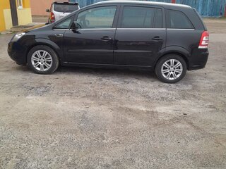 2013 Opel Zafira B Рестайлинг, чёрный, 910000 рублей, вид 5