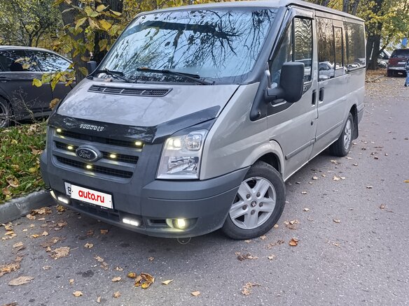 2011 Ford Tourneo, бежевый, 1200000 рублей