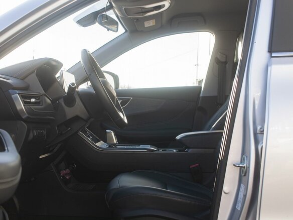 2023 Chery Tiggo 4 Pro I, серебристый, 1650000 рублей - вид 11
