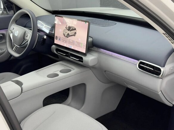 2026 Leapmotor A10 53 kWh, серый, 2300000 рублей - вид 10