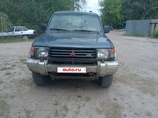 1995 Mitsubishi Montero II, зелёный, 330000 рублей, вид 1