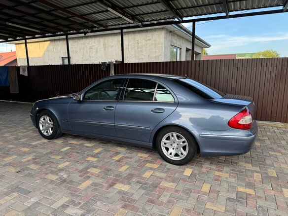 2005 Mercedes-Benz E-Класс 200 III (W211, S211), серый, 820000 рублей - вид 7