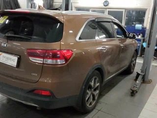 2017 Kia Sorento II Рестайлинг, коричневый, 2299000 рублей, вид 3
