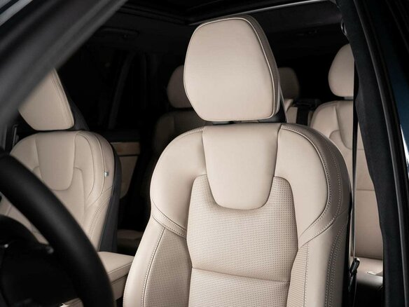 2026 Volvo XC90 B5 II Рестайлинг 2, синий, 10800000 рублей - вид 11