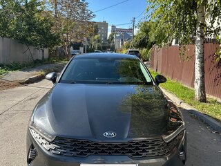 2020 Kia K5 III, серый, 2350000 рублей, вид 2