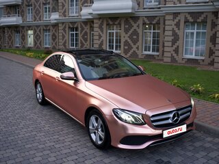 2017 Mercedes-Benz E-Класс 200 V (W213, S213, C238), золотистый, 3990000 рублей, вид 1