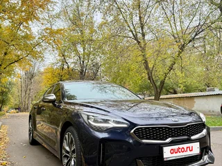 2019 Kia Stinger I, синий, 3099000 рублей, вид 4