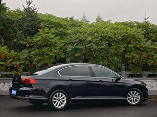 2022 Volkswagen Magotan B8 Рестайлинг, чёрный, 1690000 рублей, вид 5