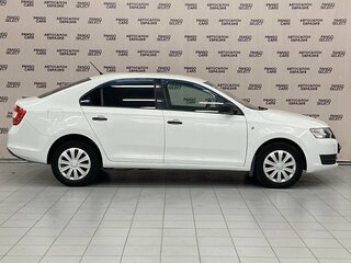 2015 Skoda Rapid I, белый, 990000 рублей, вид 4