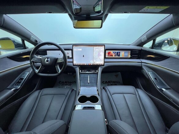 2026 Denza Z9, белый, 9999666 рублей - вид 8