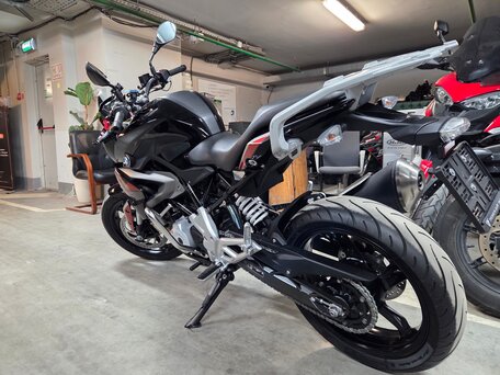 2020 BMW G 310 R, чёрный, 409000 рублей, вид 3