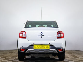 2022 Renault Logan Stepway II Рестайлинг, белый, 1309000 рублей, вид 5