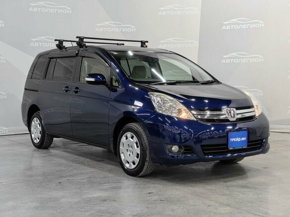 2013 Toyota ISis I Рестайлинг, синий, 1785000 рублей - вид 6