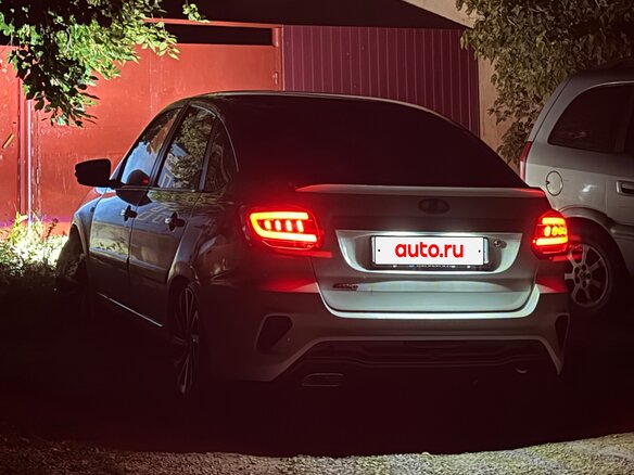 2015 Lada (ВАЗ) Granta I, белый, 600000 рублей - вид 3