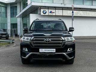 2017 Toyota Land Cruiser 200 Series Рестайлинг 2, чёрный, 6845000 рублей, вид 2
