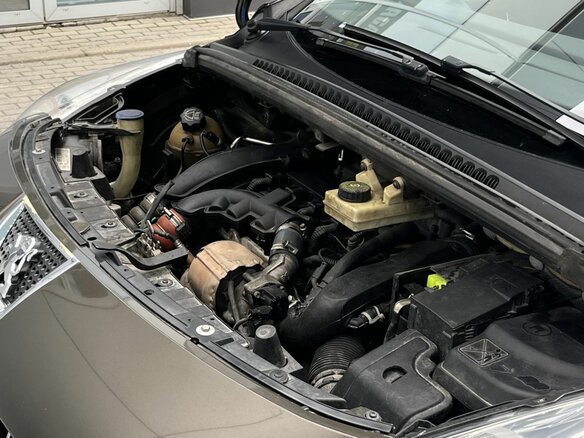 2011 Peugeot 3008 I, коричневый, 770000 рублей - вид 20