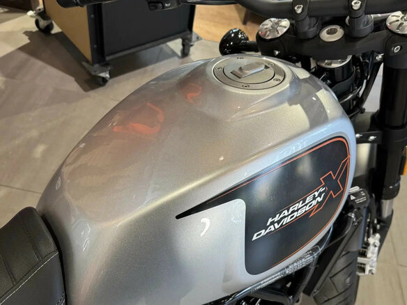 2023 Harley-Davidson X500, серебристый - вид 7