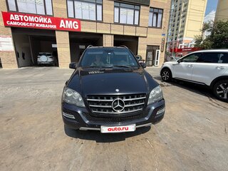 2010 Mercedes-Benz M-Класс 300 II (W164) Рестайлинг, синий, 1450000 рублей, вид 3
