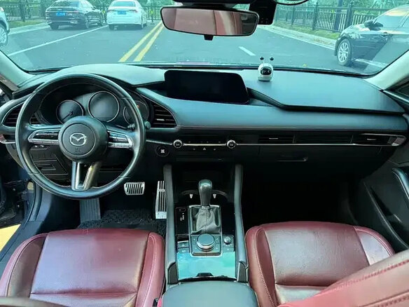 2022 Mazda 3 Axela IV (BP), серый, 1170600 рублей - вид 7