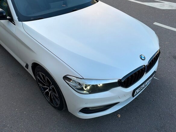 2020 BMW 5 серии 520d xDrive VII (G30/G31/G38), белый, 3590000 рублей - вид 13