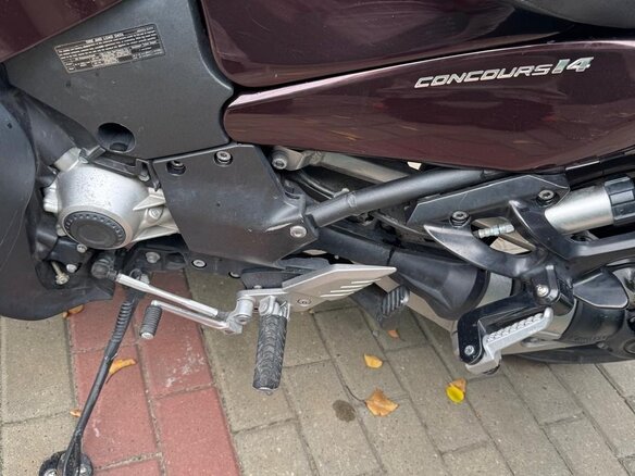 2011 Kawasaki GTR 1400 (Concours 14), коричневый, 760000 рублей - вид 1