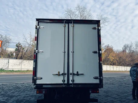 2024 Isuzu ELF KV100, белый, 4750000 рублей, вид 5