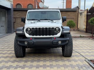 2024 Jeep Gladiator II (JT) Рестайлинг, белый, 6900000 рублей, вид 4