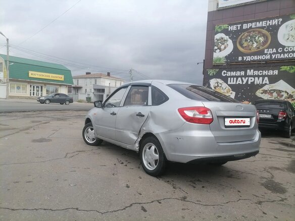 2015 Lada (ВАЗ) Granta I, серебристый - вид 3
