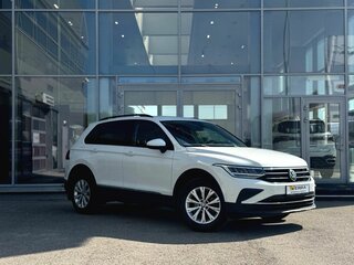 2022 Volkswagen Tiguan II Рестайлинг, белый, 2820000 рублей, вид 1