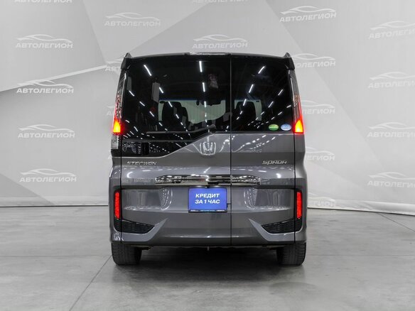 2020 Honda Stepwgn Spada V Рестайлинг, серый, 2700000 рублей - вид 3